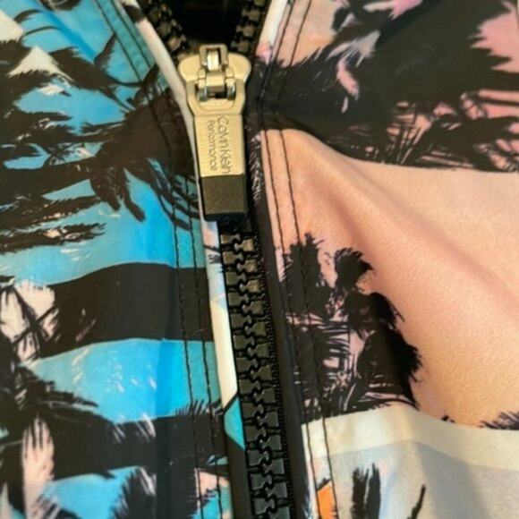 Calvin Klein Performance Palm Tree Sunset Print windbreaker multi colored L - Picture 6 of 8